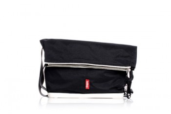 fatboy soulbag S schwarz mit weissem Boden
